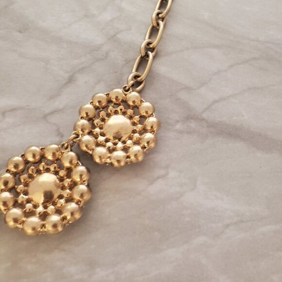 ✨ J.Crew Classic Rhinestones Pave Crystal Medallion Statement Necklace ✨ - Picture 12 of 16